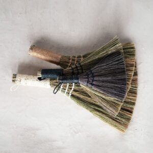 Set of 4 Whisk Brooms