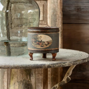 The Poulets Round Container